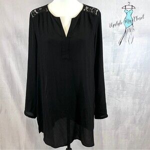 Daniel Rainn long sleeve black lace detail keyhole back tunic top size medium